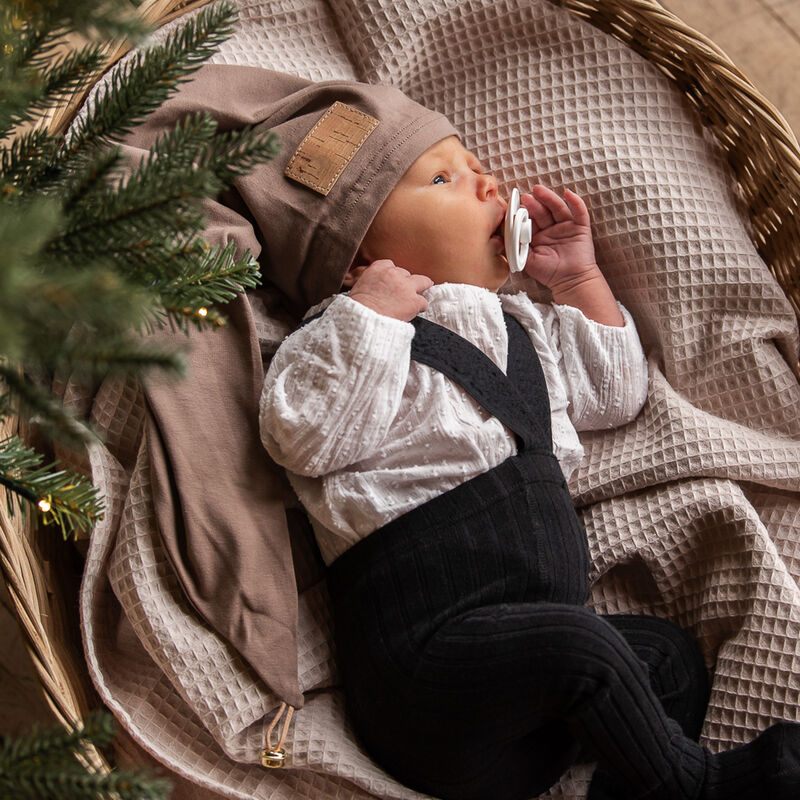 Tights in color black and beige elf hat
